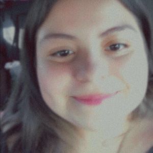 Meet your Posher, Julisa